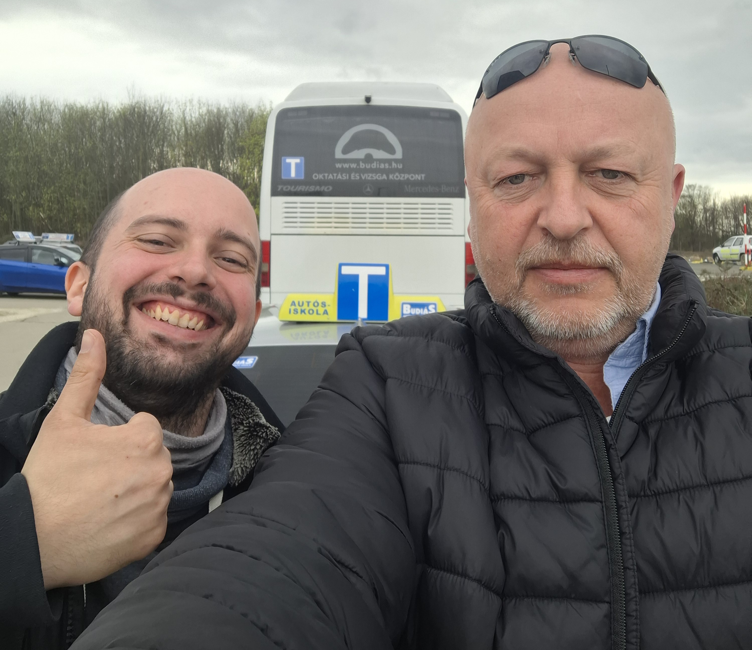 2026. 03. 27. Nagyon szép vezetéssel, nagyon szép, sikeres vizsga!